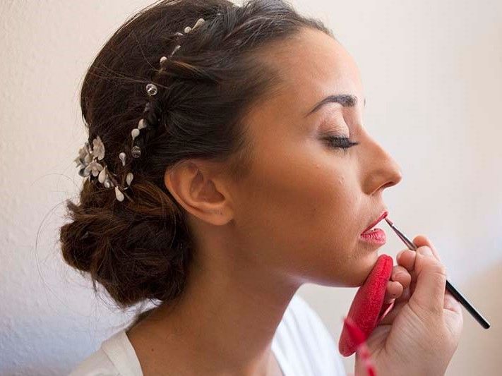 Peinado y maquillaje para novias
